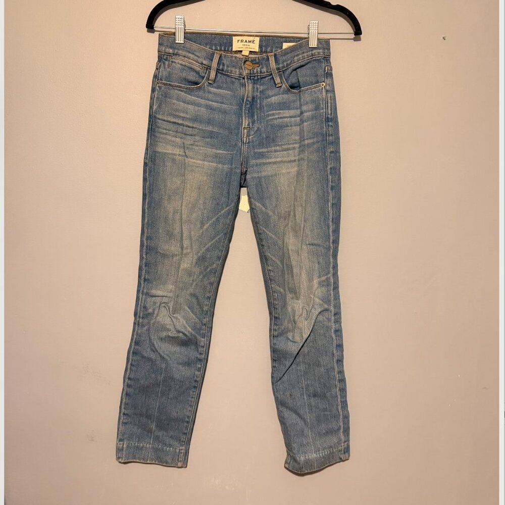 Frame Jeans: Le High Straight